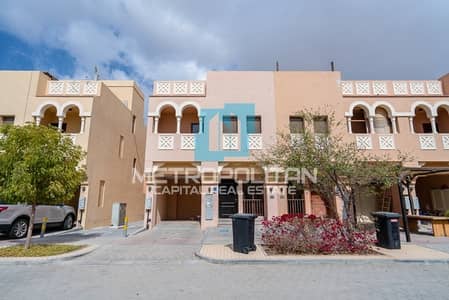 Fully Renovated| Corner Villa| Ready To Move In Fully Renovated| Corner Villa| Ready To Move In