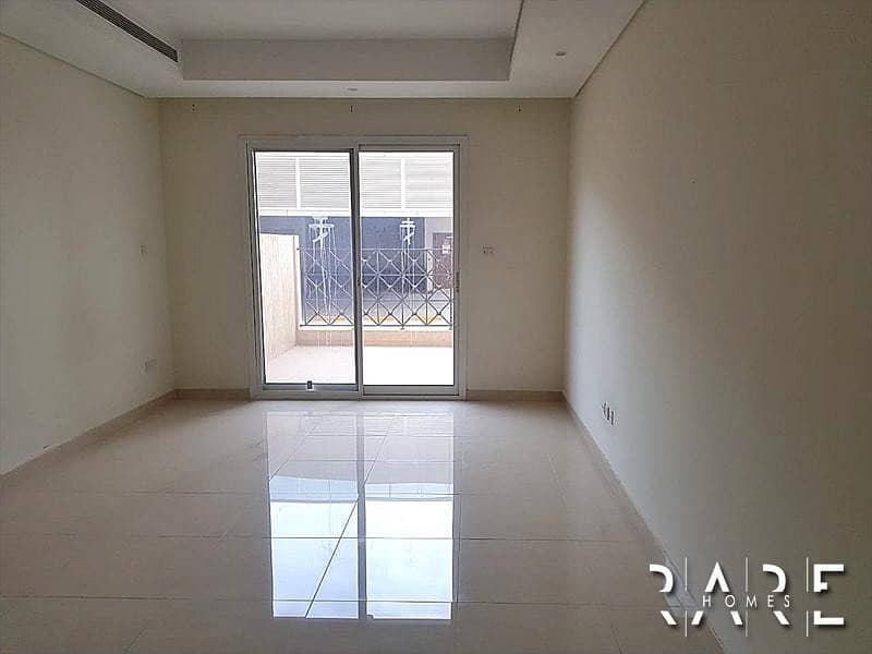 4 Spacious Studio with Huge Balcony in Living Legends