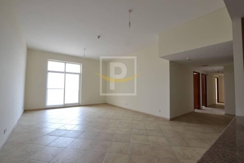 16 Mall View Vacant 3BR With Maid and Laundry Apt For Sale | F VIP