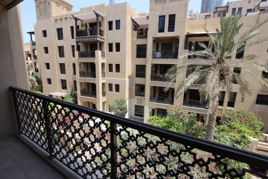 Arabian Architecture | Spacious unit| Big Balcony