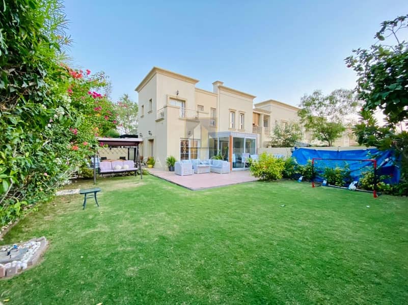 Fully Upgraded Spacious Corner 2BR Villa Springs 3 Fully Upgraded Spacious Corner 2BR Villa Springs 3
