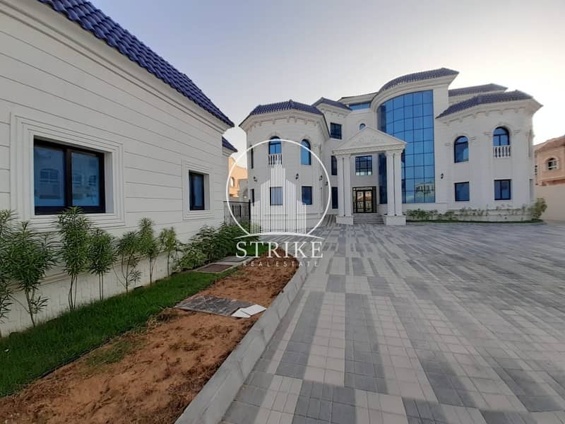 VIP | Luxury first tenant villa with huge yard