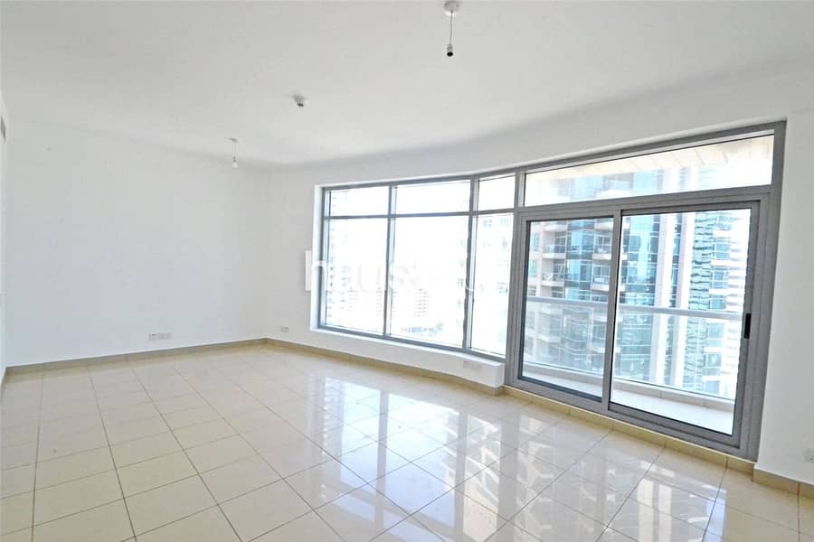 Large 2 Bed Apt | Marina Views | Available Now