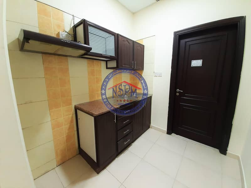 11 No commission 1BHK| Sunny| Direct from the owner!