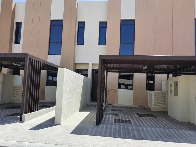 3 bedrroms Brand New Luxury Town House Available for rent in Nasma Residences in 70,000