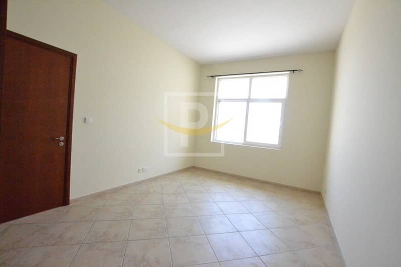 9 Vacant Fourth Floor Mall View 1BR Apt For Rent | FVIP