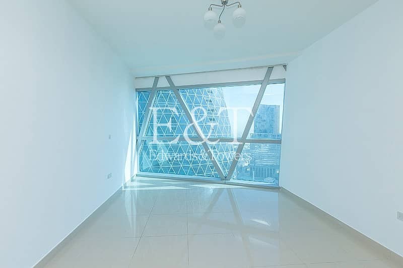 22 Whole floor | High Rental yield | Great Location