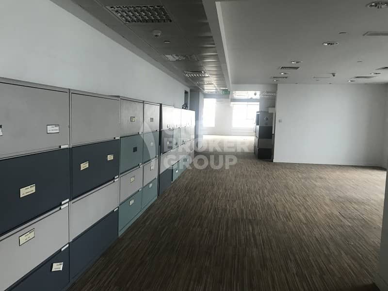 4 Fitted Office