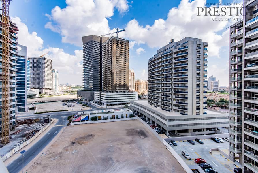 7 Canal View | High Floor | New Building