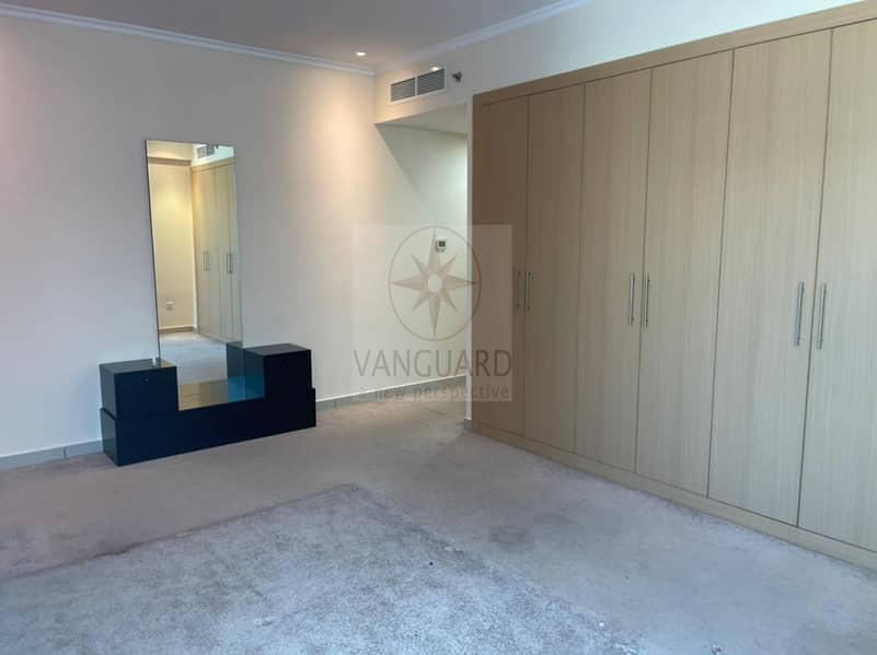 Chiller Free 1 BR Upgraded apt in  ARMADA TOWER in JLT