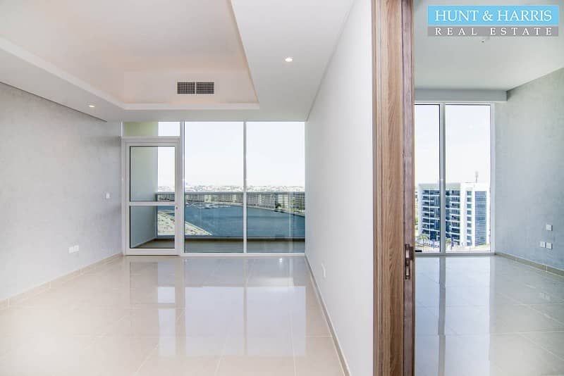 7 Brand New 1 Bedroom Apartment With Beautiful Lagoon View