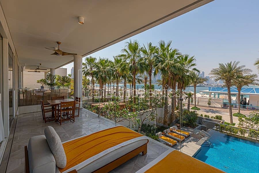 5 3 BR Villa | Beachfront | Private Pool & Terrace