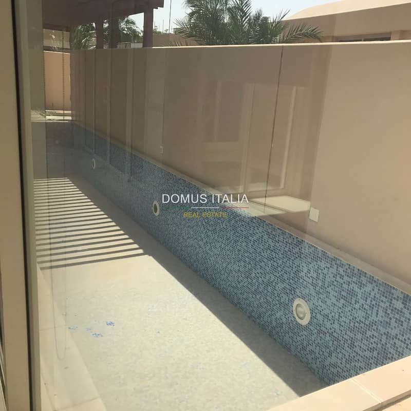 Peaceful  5 bedroom in Al  Raha Gardens !