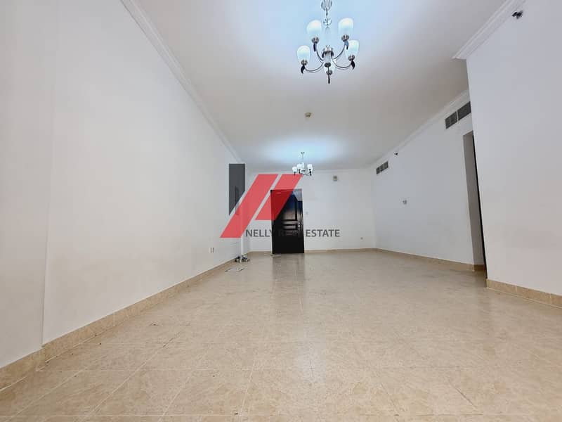 5 1 Month Free 3 Bed Apt All Amenities Next to Mulla Plaza