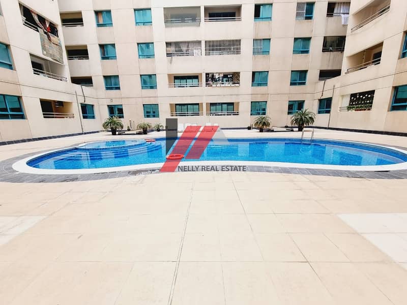 19 1 Month Free 3 Bed Apt All Amenities Next to Mulla Plaza