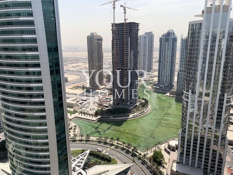 17 Modern Living. Top Flor with Dubai Ail View