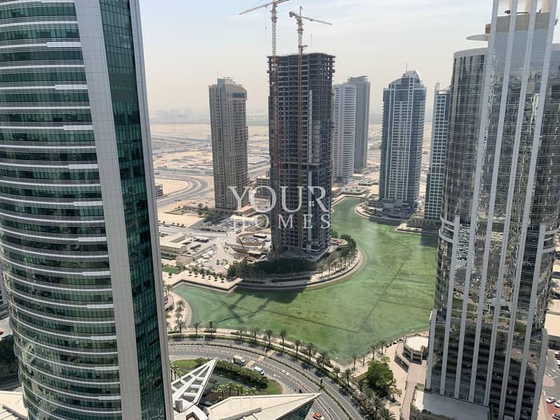 32 Modern Living. Top Flor with Dubai Ail View
