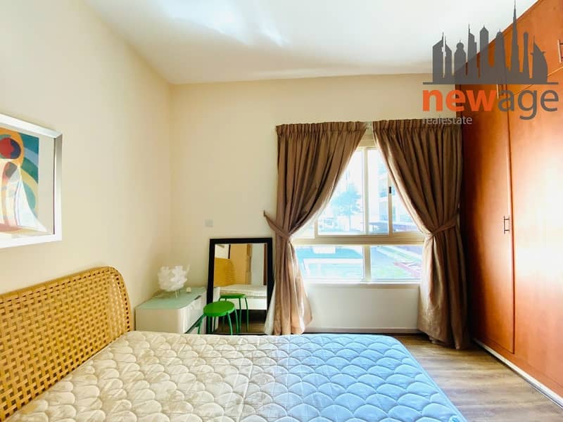 7 Well Maintained l  Spacious & Quality 1 bedroom  Apartment  l Kitchen equipped