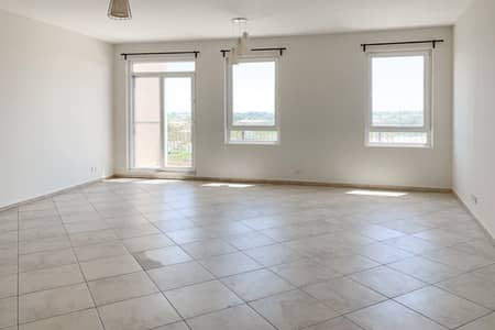 Spacious 2br with 2 balconies and Laundry room