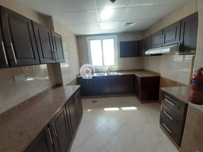 STYLSH BRAND NEW 2 BEDROOM APARTMENT + LAUNDRY 3 BATH BALCONY WARDROBES FREE PARKING