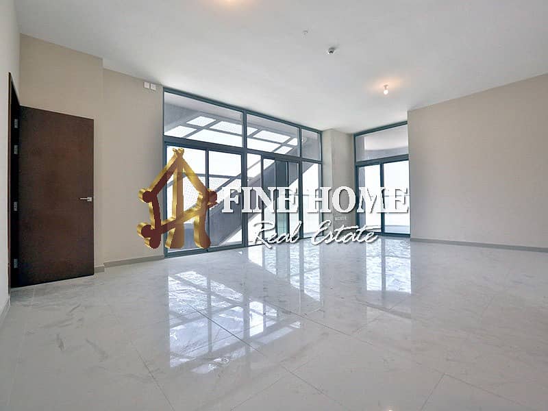 8 Luxurious Sea View 3BR with Balcony & Maids Rm