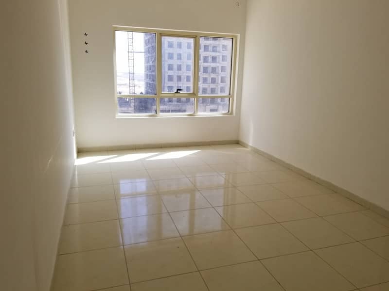 One Bedroom Apartment for Sale in Lake Tower