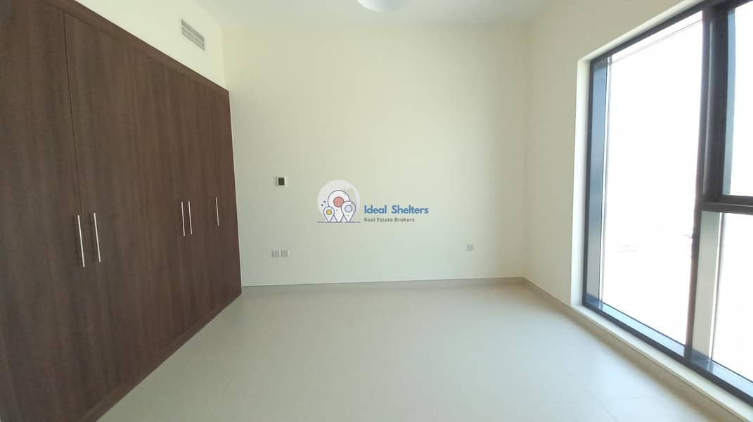 1bhk apartment neat and clean building now on leasing in alwarqaa 1