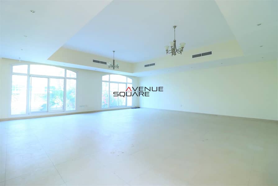 2 Modern | Well maintained | Bright and Spacious