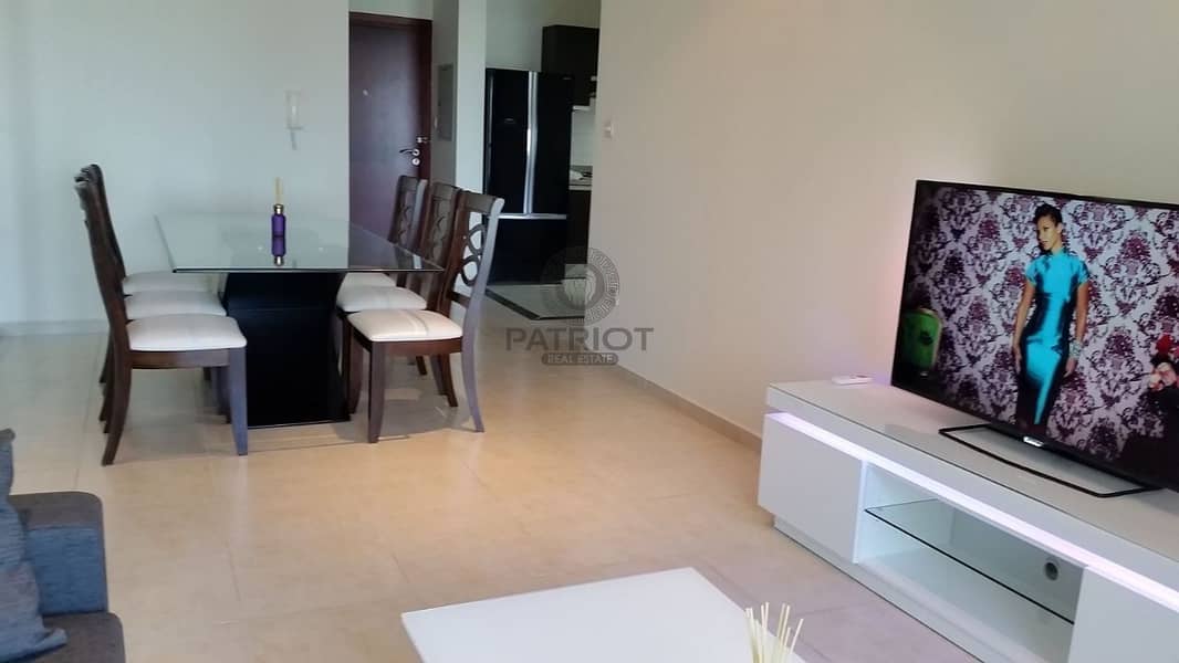 Stunning Fully Furnished One Bedroom Apartment With Balcony| Unobstructad gulf course view|Open Kitchen| Middle Floor