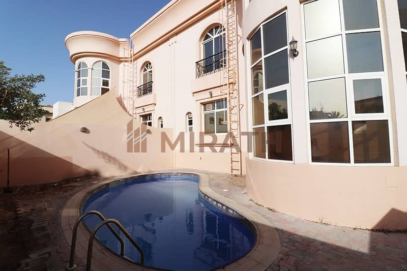 9 BEAUTIFUL 3BR VILLA WITH PRIVATE POOL AND GARDEN
