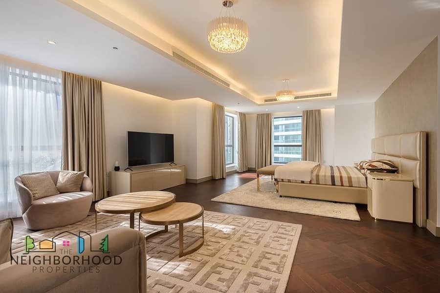 10 Stunning Classic Fully furnished Luxury living Penthouse