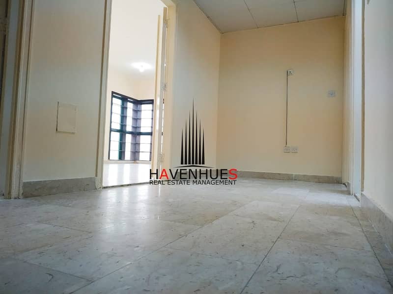 14 HOT OFFER !!3bhk + Maid Room Clean & Spacious