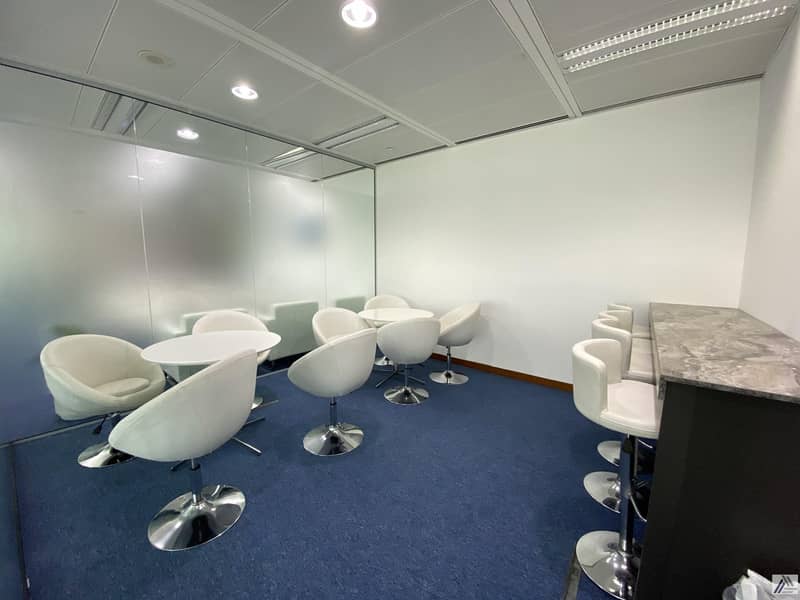 4 Serviced Furnish Office Suitable for 2 Staff / Meeting room facility / Linked with Burjuman Mall And