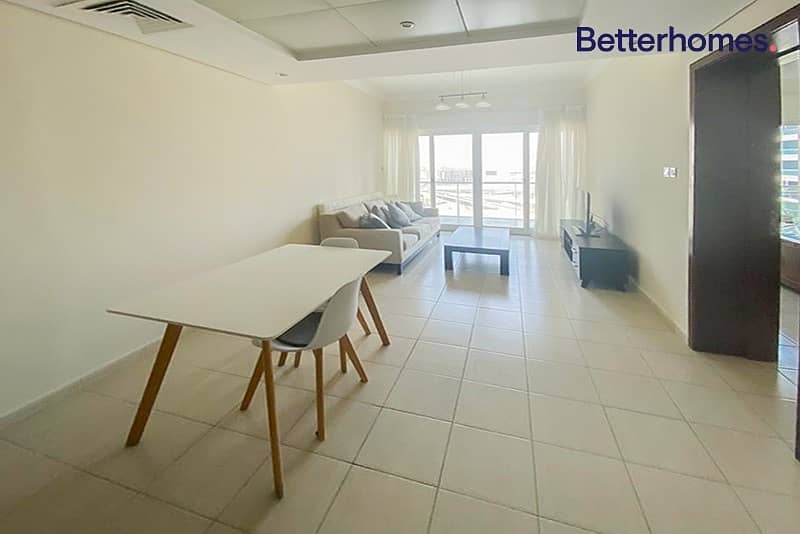 Fully furnished|Motivated landlord|Balcony|Vacant
