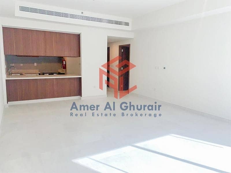 Modern Apartment | Up to 12 Cheques | 1Month & Chiller FREE
