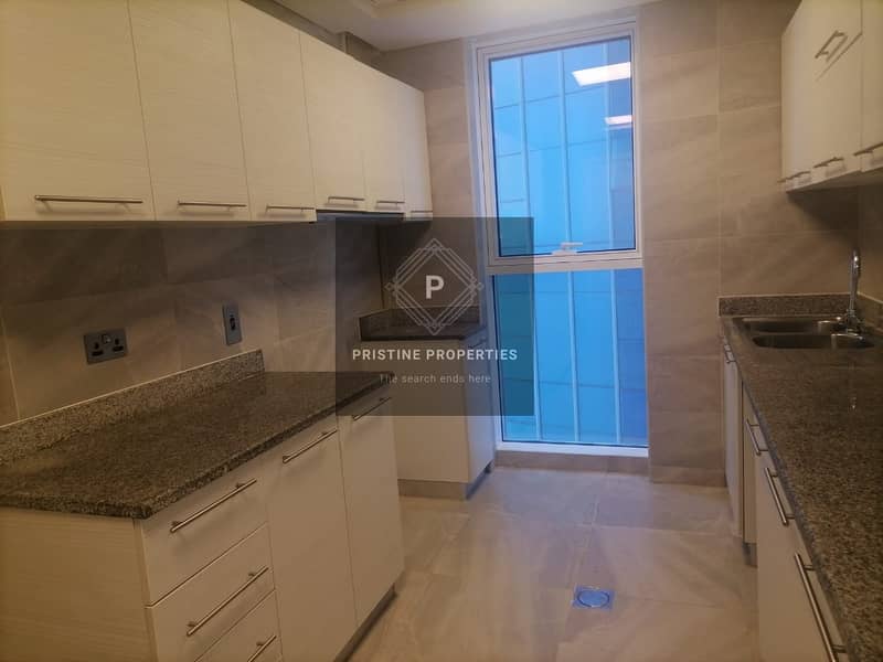 14 Modern Style 2bedroom W/Maids & Sea View