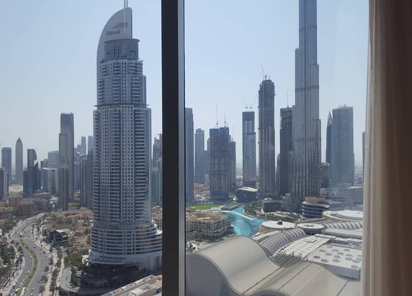 19 Luxurious 2BR Burj Khalifa