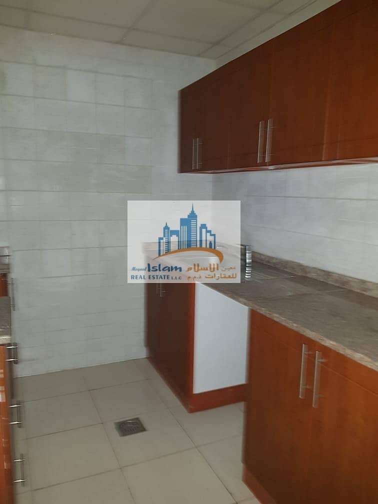 22 HOT OFFER!! HUGE 1 BHK CLOSED KITCHEN BEAUTIFUL SPACIOUS  WITH BALCONY