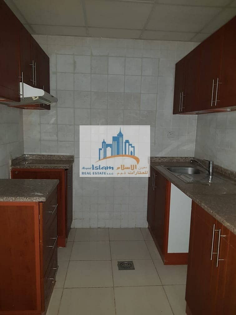 25 HOT OFFER!! HUGE 1 BHK CLOSED KITCHEN BEAUTIFUL SPACIOUS  WITH BALCONY