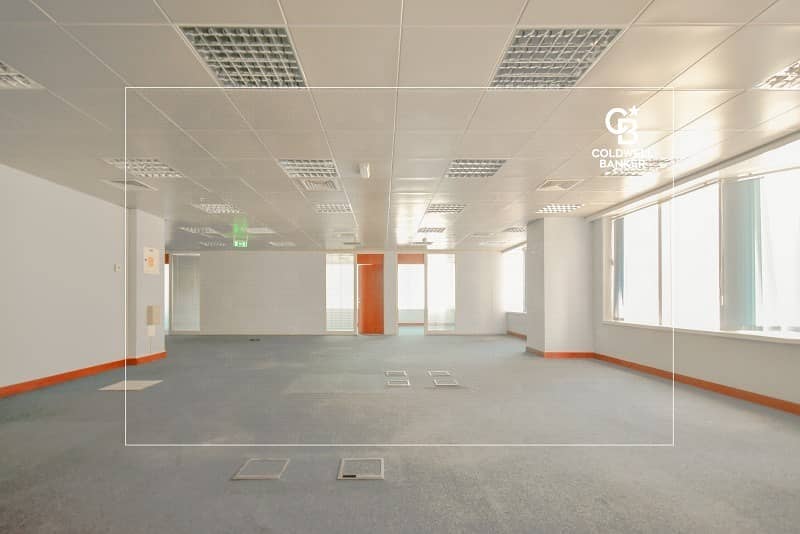 6 Fully Fitted office with partitions | Near Metro