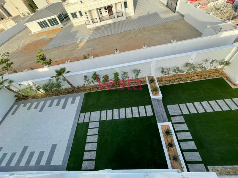 4 6Bedroom Luxurious Brand  New Villa I Well Design Garden