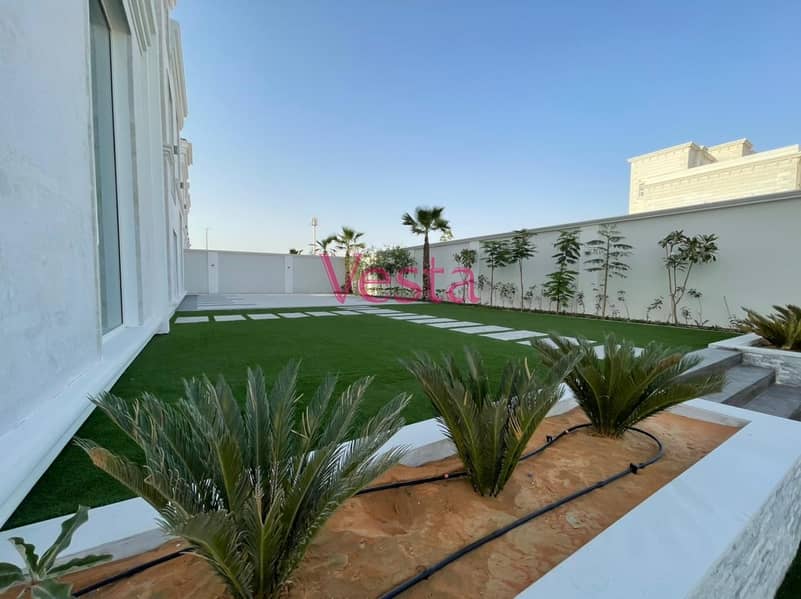 10 6Bedroom Luxurious Brand  New Villa I Well Design Garden
