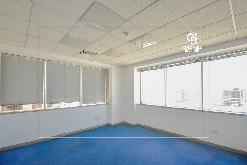 4 Fully Fitted half floor with partitions|Near Metro