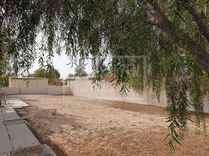 36 Huge garden 3 Bed Villa for Rent Jebel Ali Village