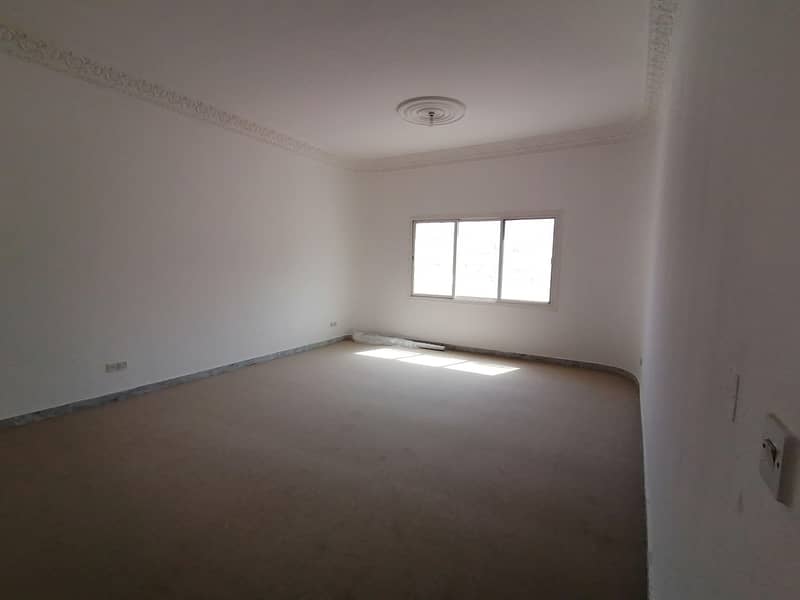 3 BIG SIZE STUDIO FOR 2600/MONTHLY. AT ALWAHDA MALL OPPOSITE AREA