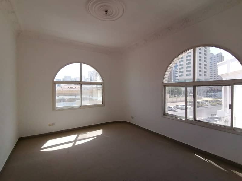 6 BIG SIZE STUDIO FOR 2600/MONTHLY. AT ALWAHDA MALL OPPOSITE AREA