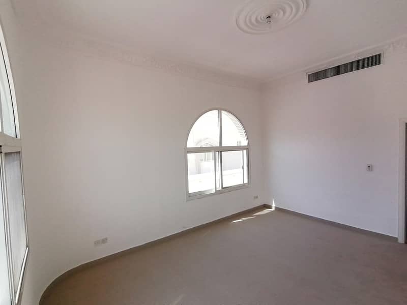 7 BIG SIZE STUDIO FOR 2600/MONTHLY. AT ALWAHDA MALL OPPOSITE AREA