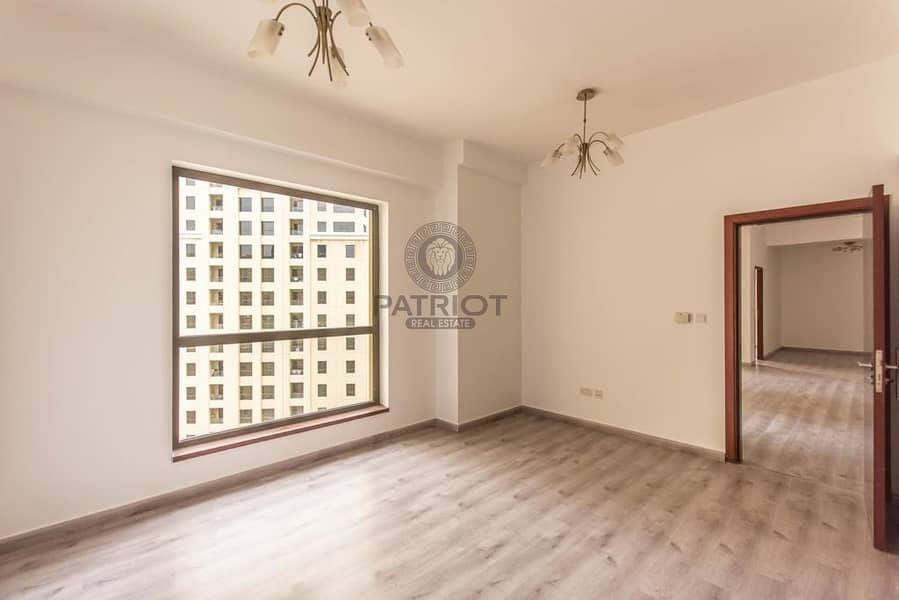 3 Upgraded 2 Beds Apartment For Rent |P. Marina View| Just Listed