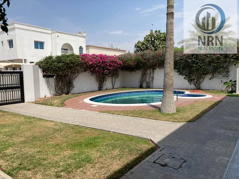 Independent Villa With Private Garden And Pool