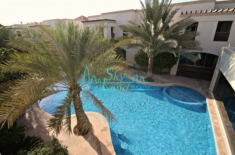 Amazing very spacious 5 bed | Shared pool | Gym